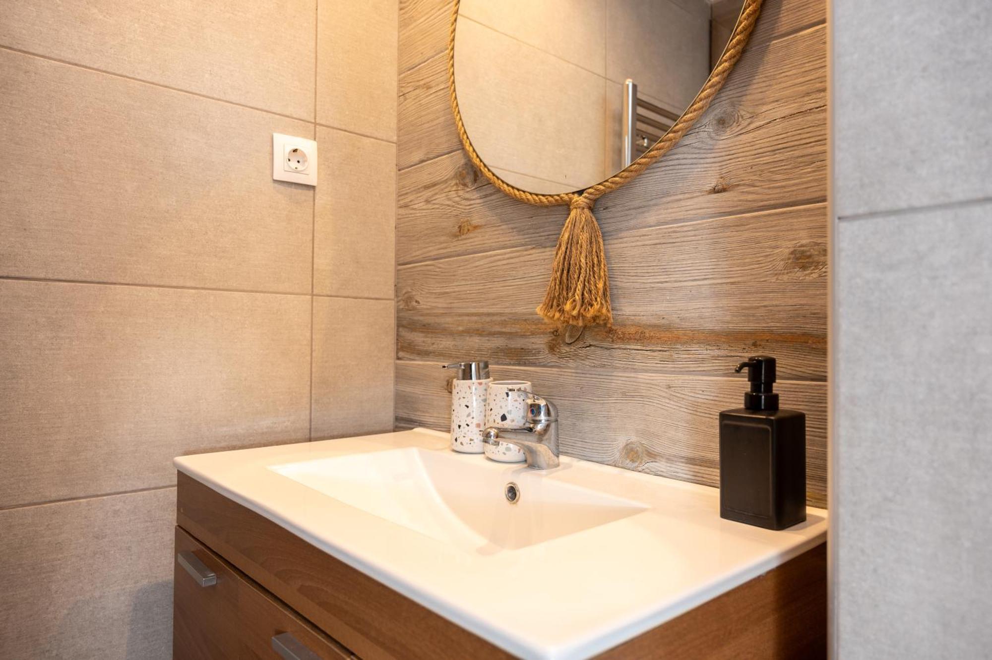 Niso Thessaloniki Hospitality Apartments Luaran gambar